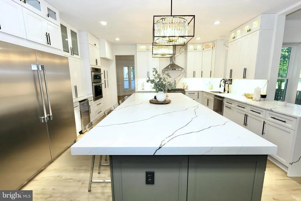 Photo of 6403 BURKE WOODS DRIVE