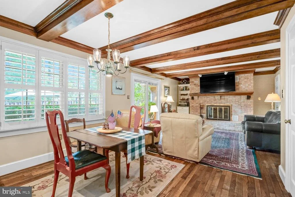 Photo of 9344 MOUNT VERNON CIRCLE