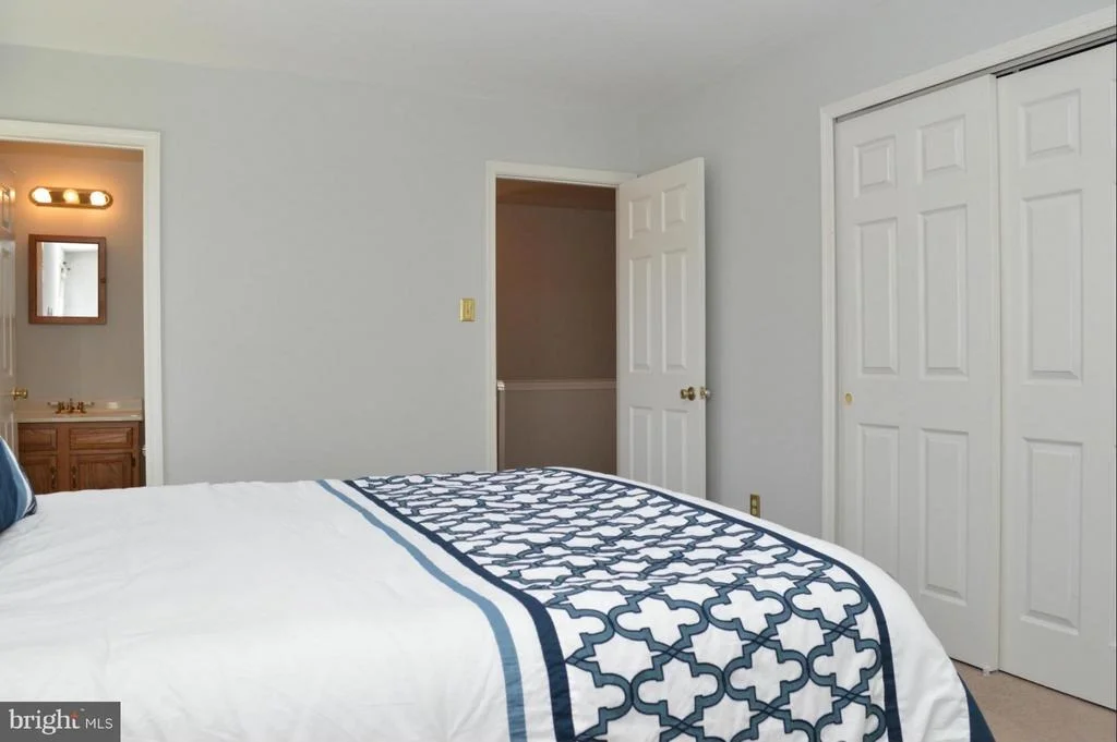 Photo of 419 NAVAHO DRIVE
