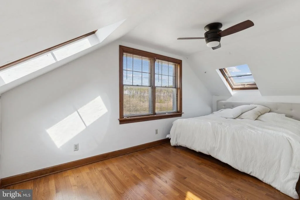 Photo of 5253 RAGGED POINT ROAD