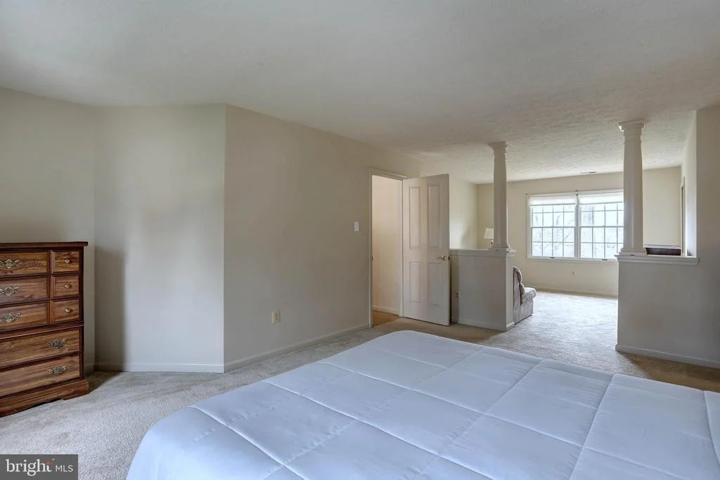 Photo of 2317 SNOWFLAKE DRIVE