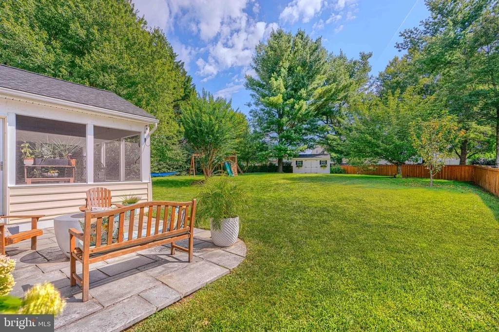 Photo of 1004 PEPPARD DRIVE