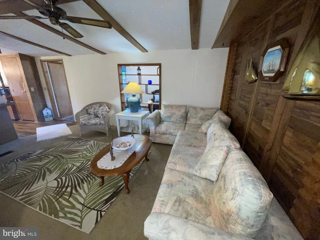 Photo of 33476 DAISY STREET