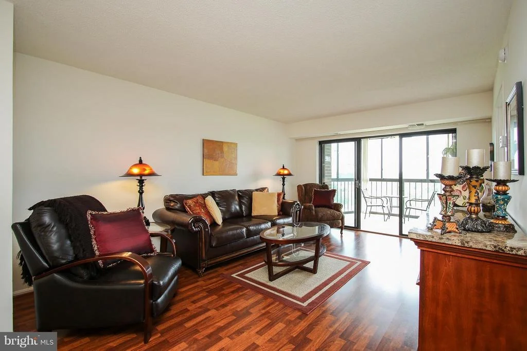 Photo of Unit 1906 at 15101 INTERLACHEN DRIVE