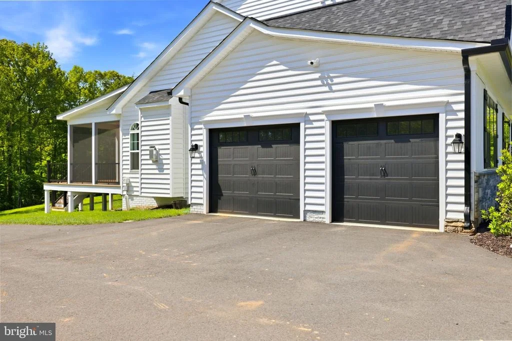 Photo of 301 KINGDOM DRIVE