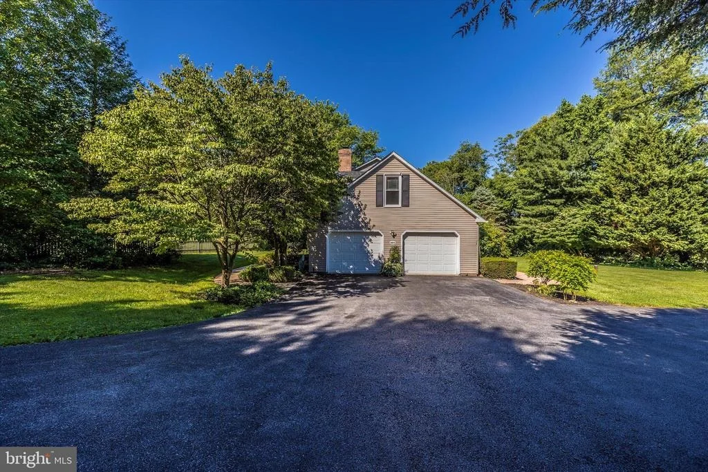 Photo of 4824 OLD MIDDLETOWN