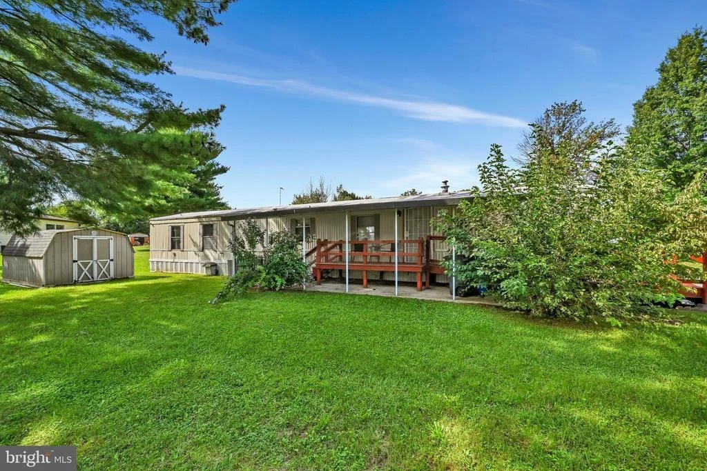 Photo of 25 WILLOW TREE LANE