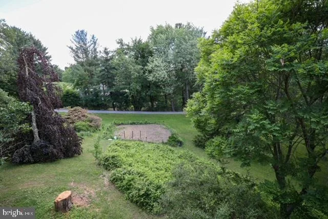 Photo of 1740 FAIRMOUNT ROAD