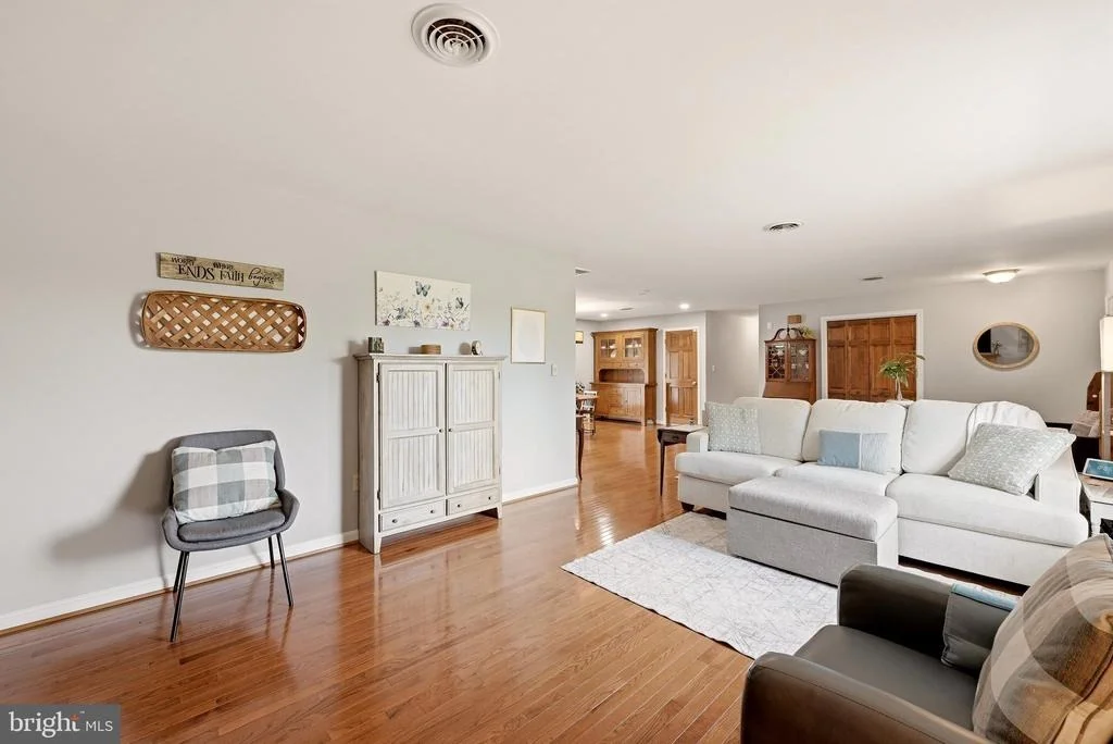 Photo of 17217 LAPPANS ROAD
