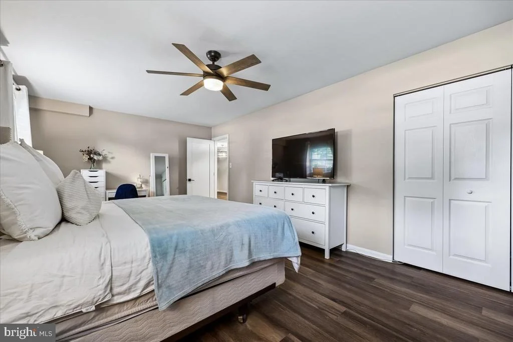 Photo of 24713 CUTSAIL DRIVE
