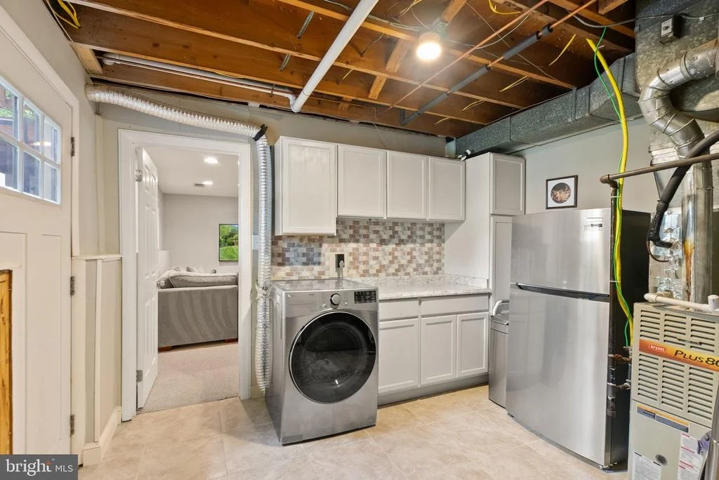 Photo of 8446 PORTER LANE