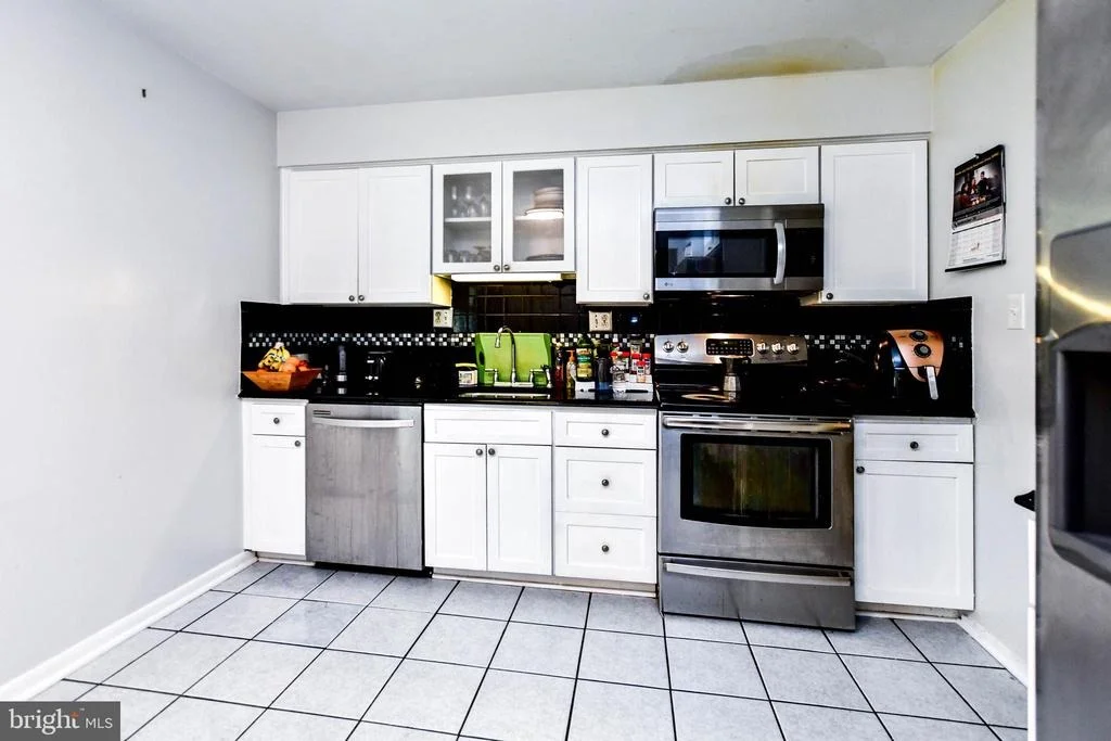 Photo of 9460 WANDERING WAY