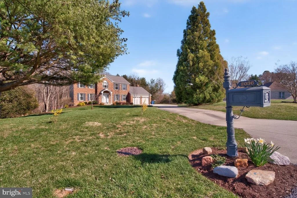 Photo of 2036 MAYFLOWER DRIVE