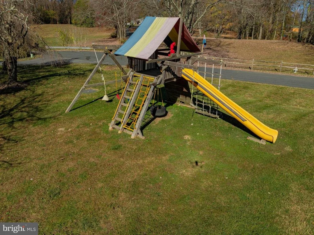Photo of 15304 WATERGATE ROAD