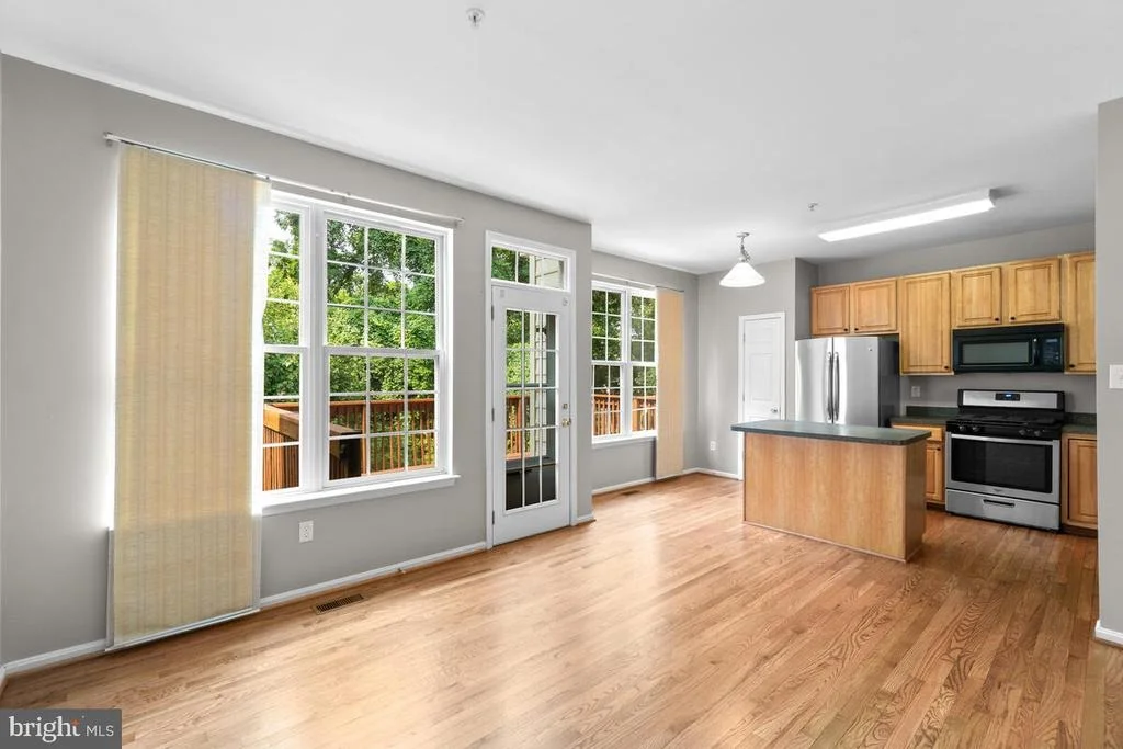 Photo of 10012 JUNIPER DRIVE