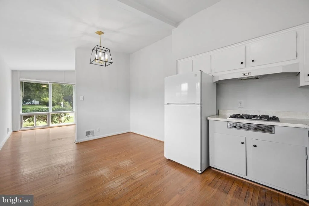 Photo of 11302 KENTON PLACE