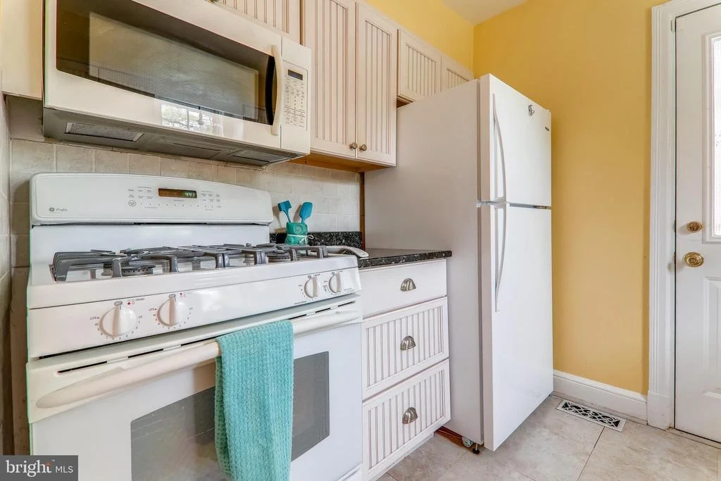 Photo of 8605 SPRINGVALE ROAD