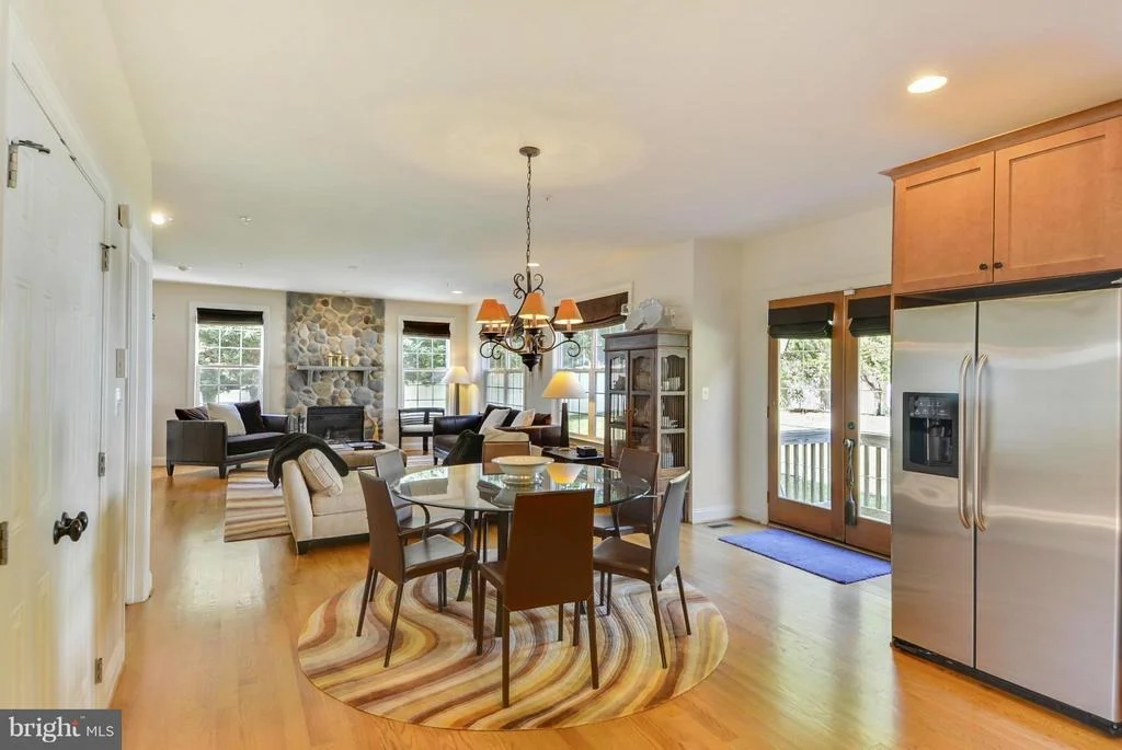 Photo of 21411 UPPERMONT LANE