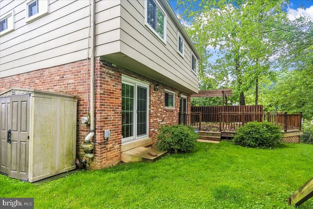 Photo of 11704 STONINGTON PLACE