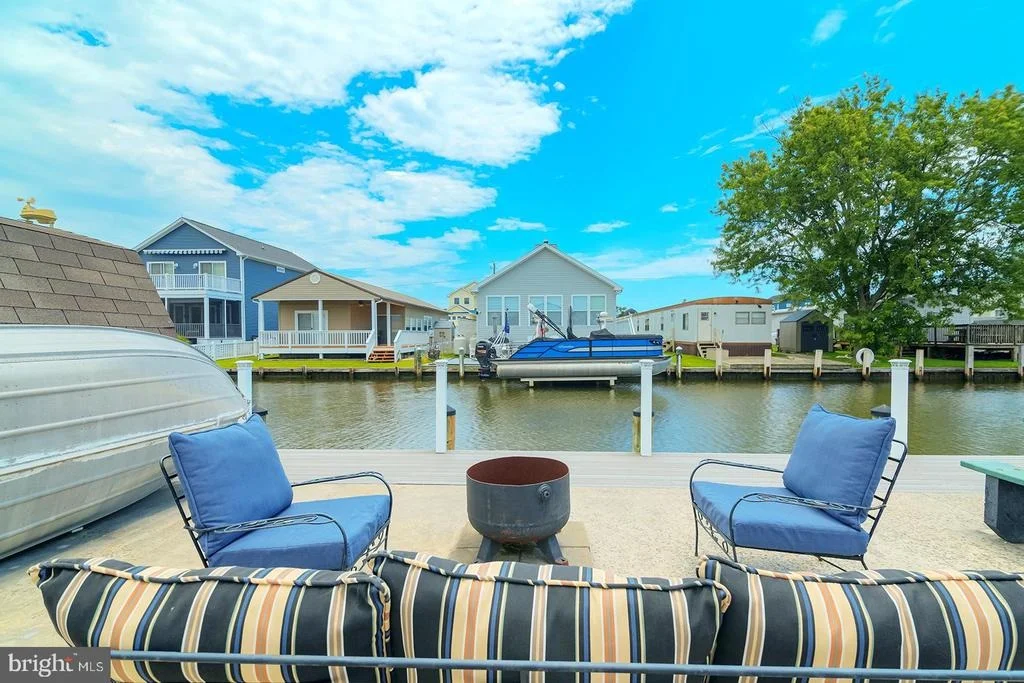Photo of 36964 LAWS POINT ROAD