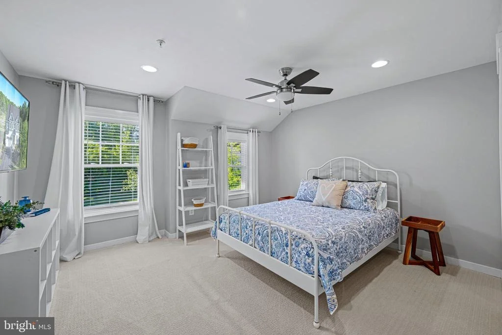 Photo of 2419 MACALLISTER LANE