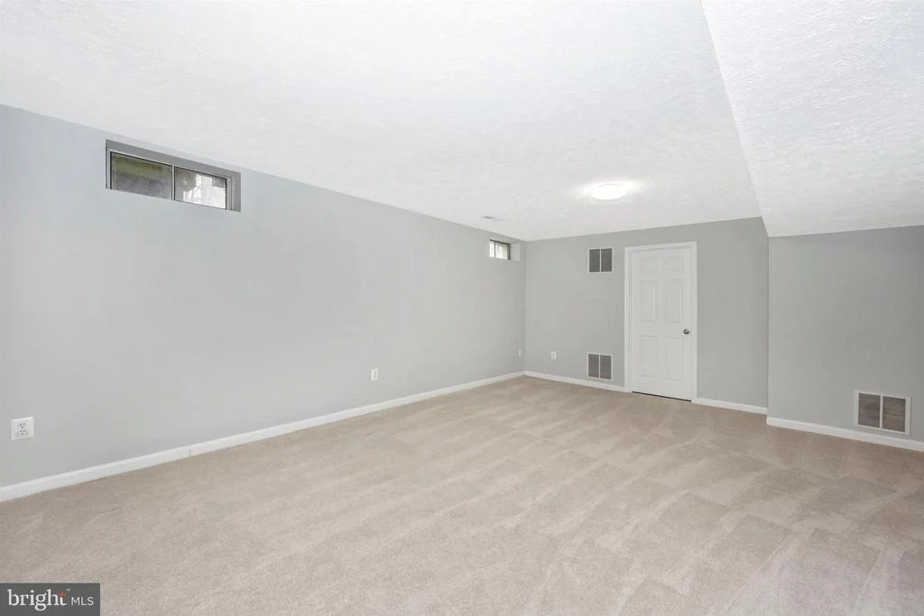 Photo of 7629 AUGUSTINE WAY