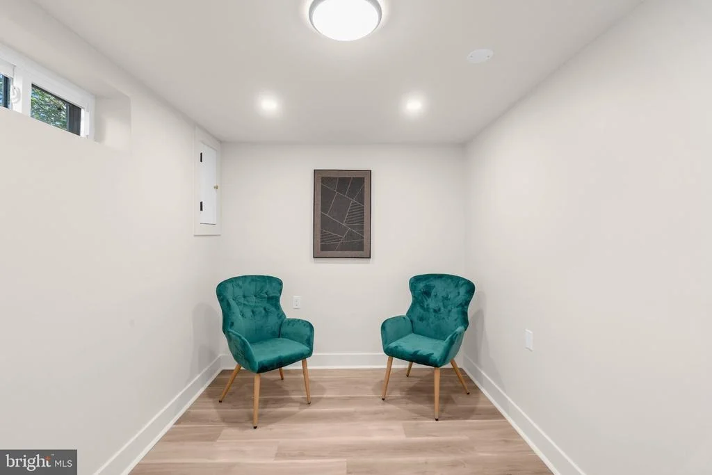 Photo of 1 COLLEEN CIRCLE