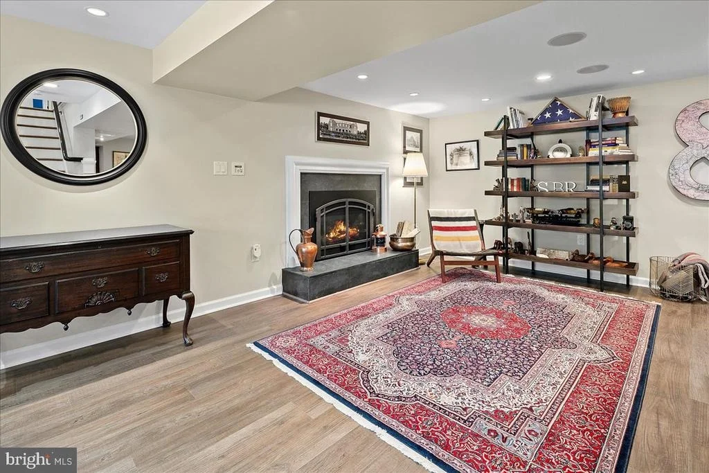 Photo of 4429 NEPTUNE DRIVE