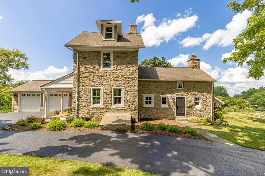 Photo of 1102 DULANEY GATE CIRCLE