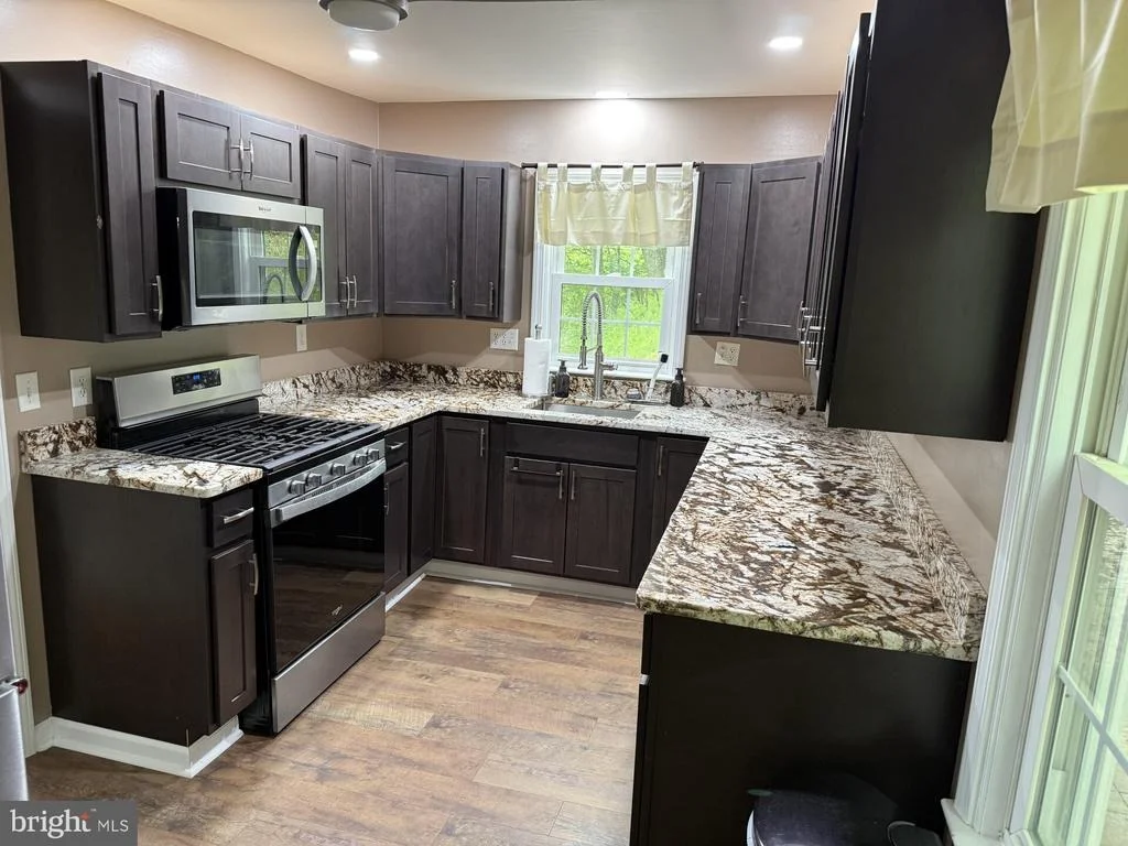 Photo of 32 FAIRFAX DRIVE