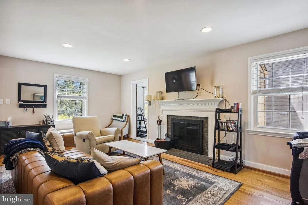 Photo of 10130 BROOKMOOR DRIVE
