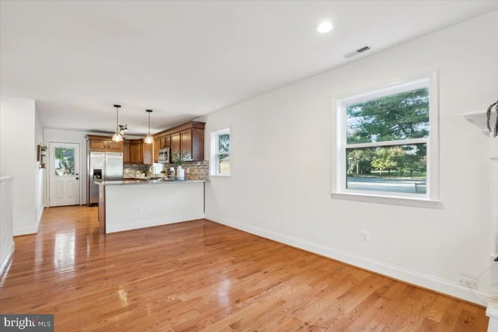 Photo of 819 TRAIL AVENUE