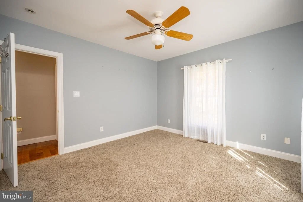 Photo of 32 HAZELHURST LANE