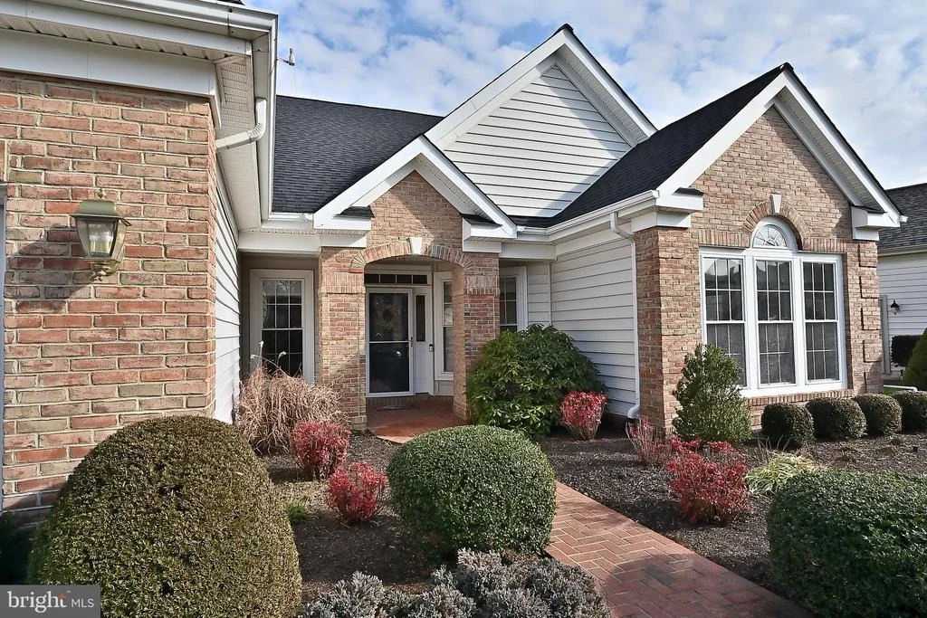 Photo of 13676 PADDOCK COURT