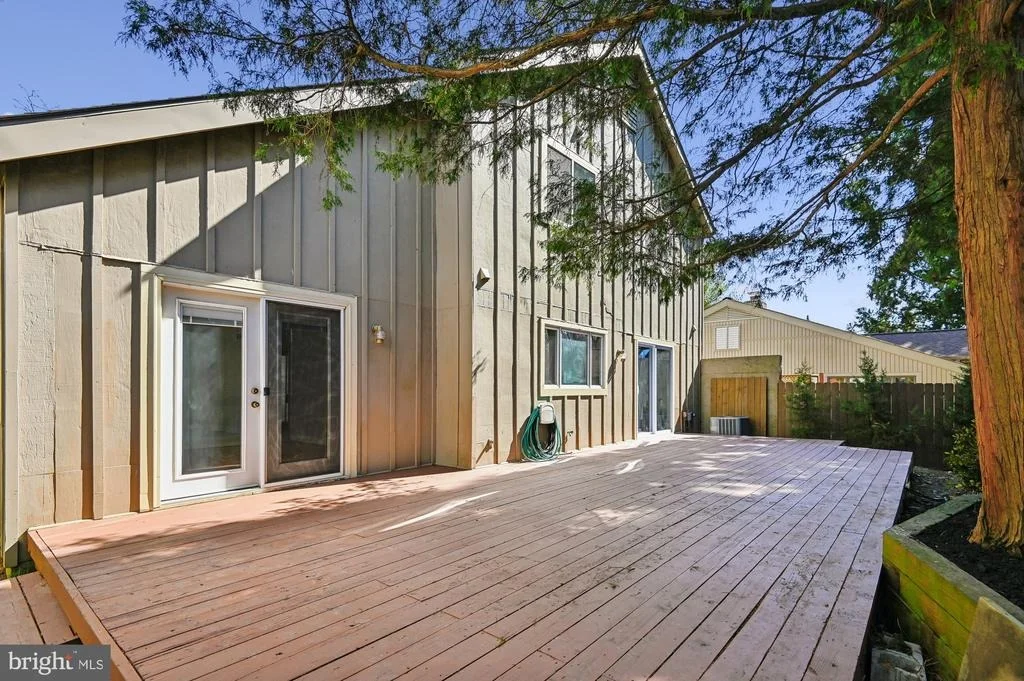 Photo of 5106 THUNDER HILL ROAD