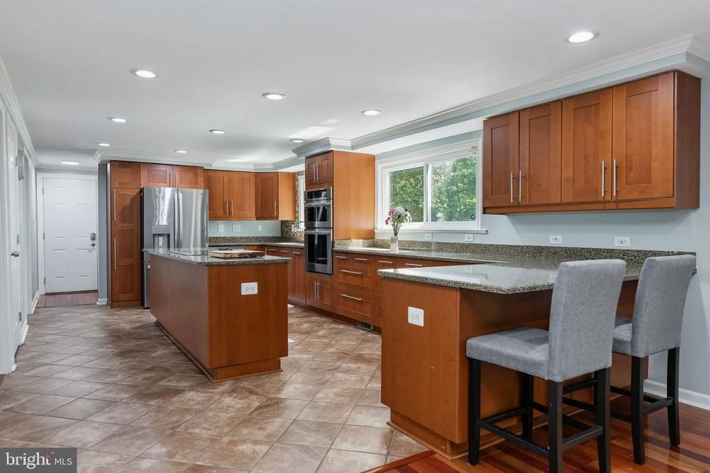 Photo of 15919 FAIRWAY DRIVE