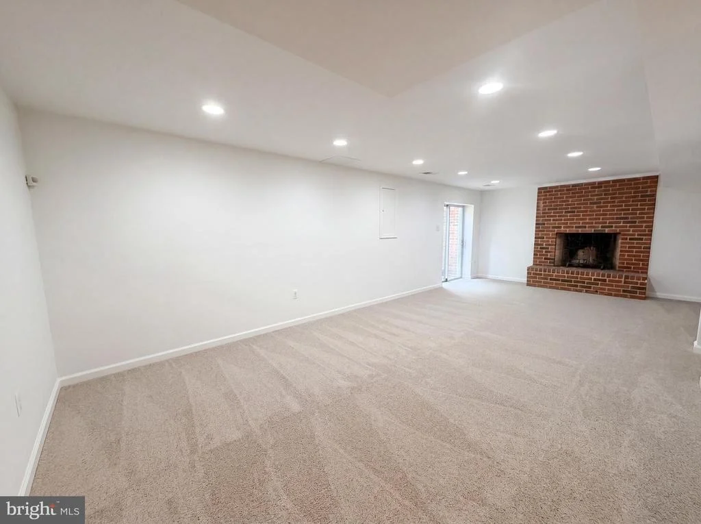 Photo of 3211 FOX MILL ROAD
