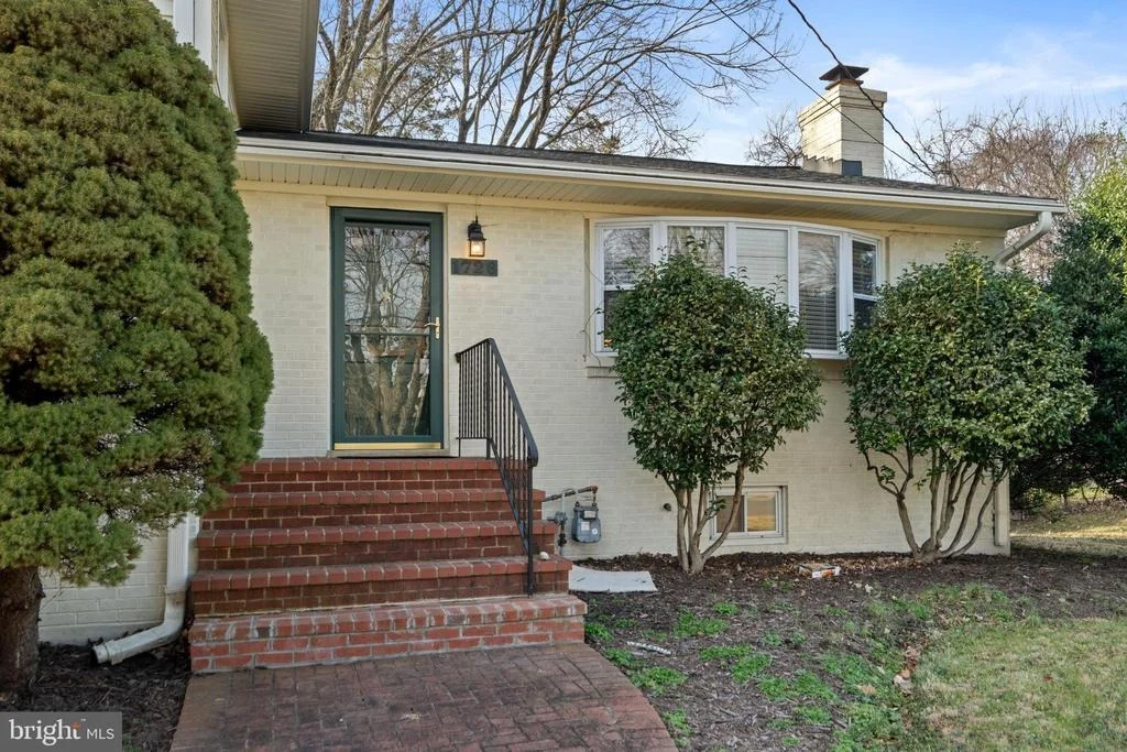 Photo of 1726 BALDWIN DRIVE