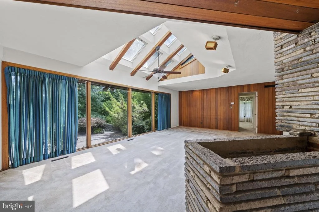 Photo of 2 BUTTONWOOD LANE