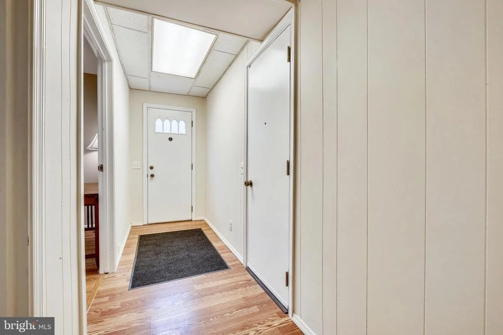 Photo of 2417 NEES LANE