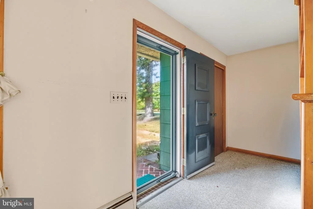 Photo of 4891 IDLEWILDE ROAD