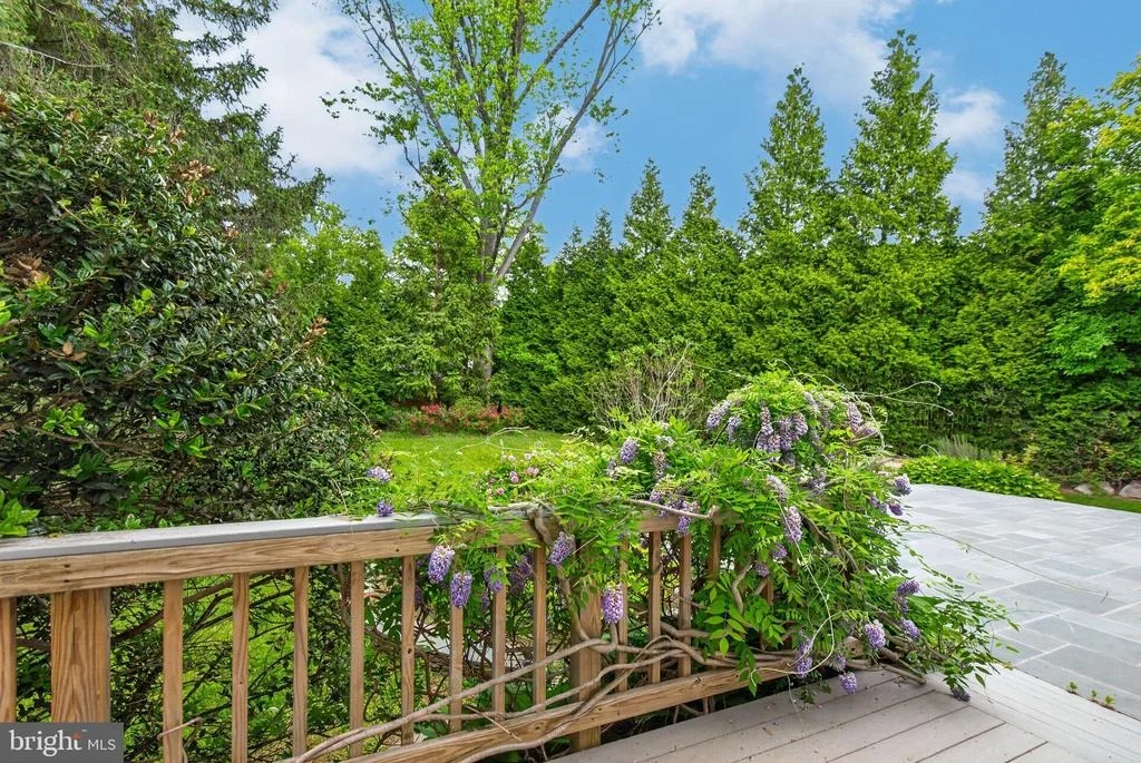 Photo of 13601 VALLEY DRIVE
