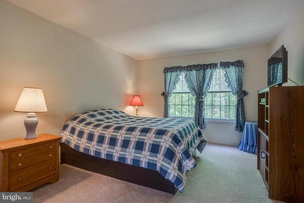 Photo of 9549 RED APPLE LANE