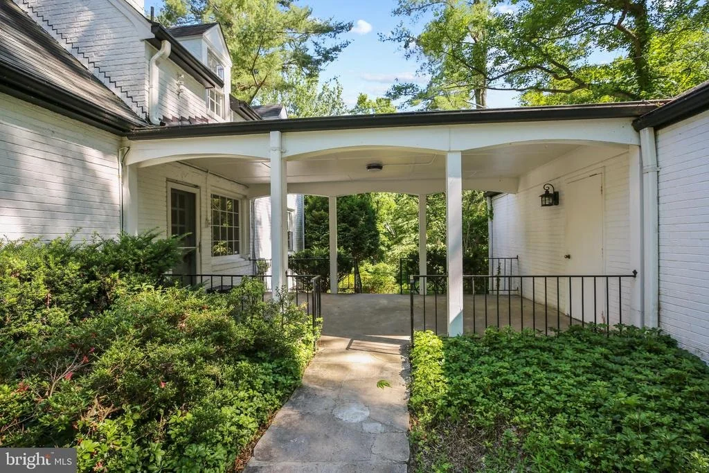Photo of 1801 ASHTON ROAD