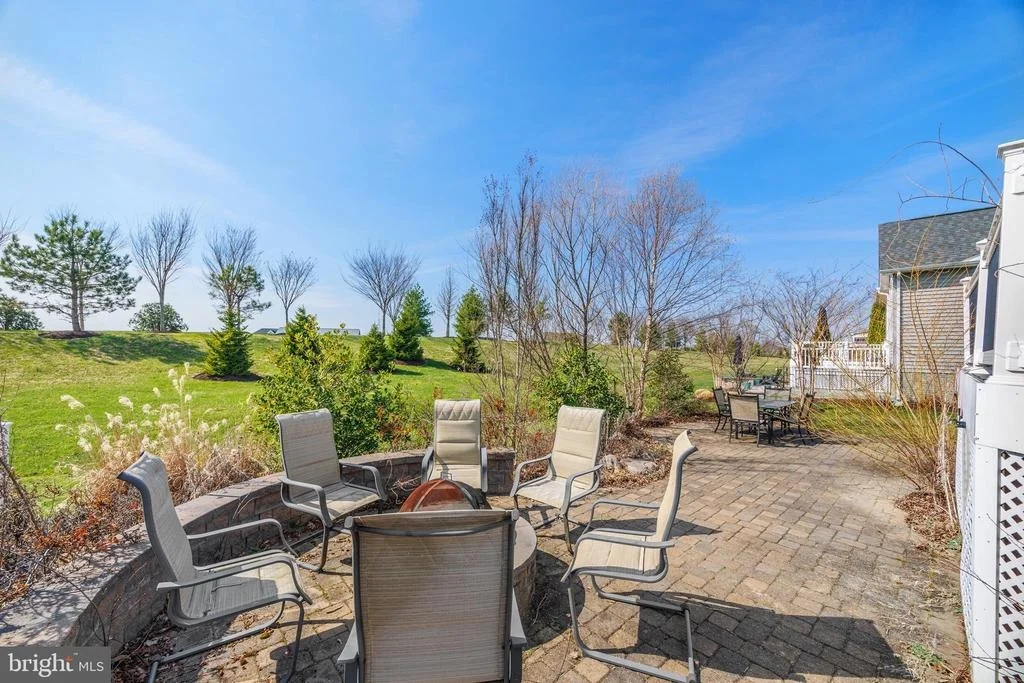 Photo of 2926 LEVEE DRIVE