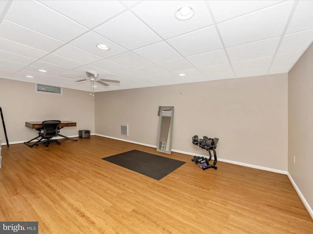 Photo of 201 CRESTVIEW COURT