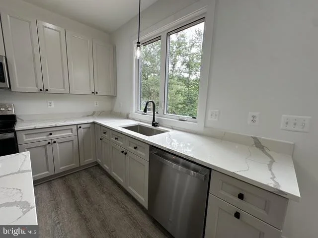 Photo of 64 ELM COURT