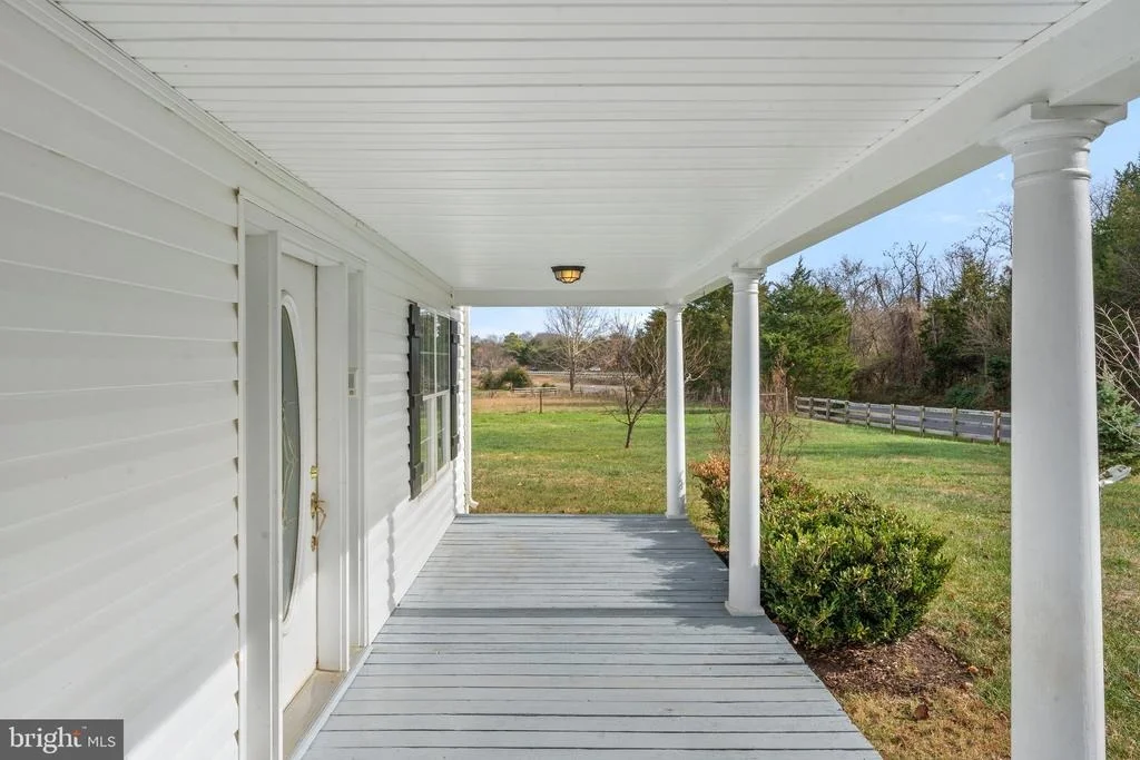 Photo of 18499 AUBURN ROAD