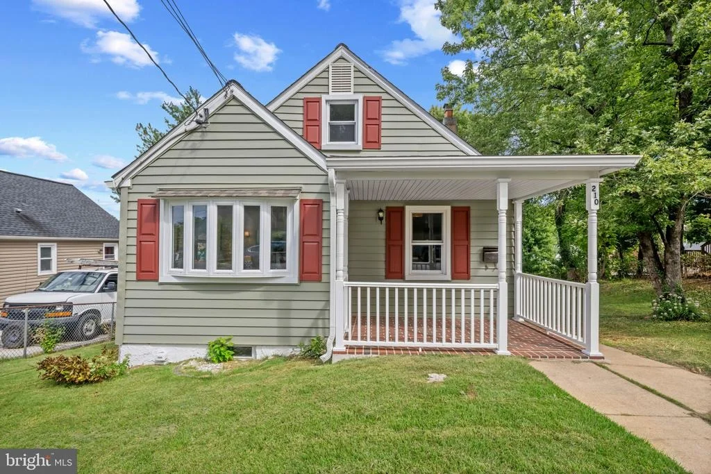 Photo of 210 4TH AVENUE