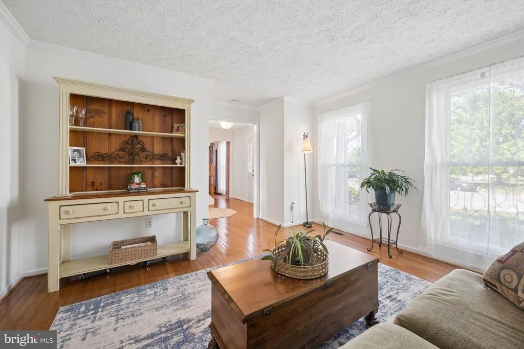 Photo of 6305 DERBY CIRCLE